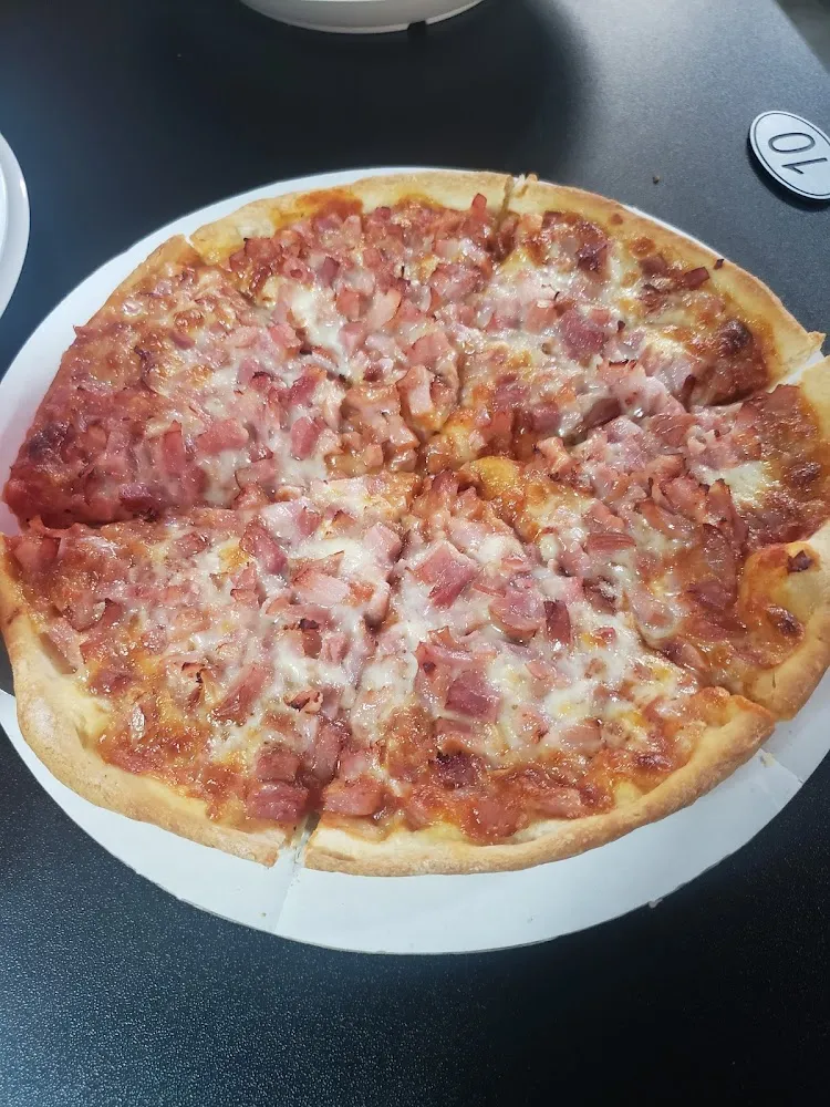Canadian Bacon Pizza